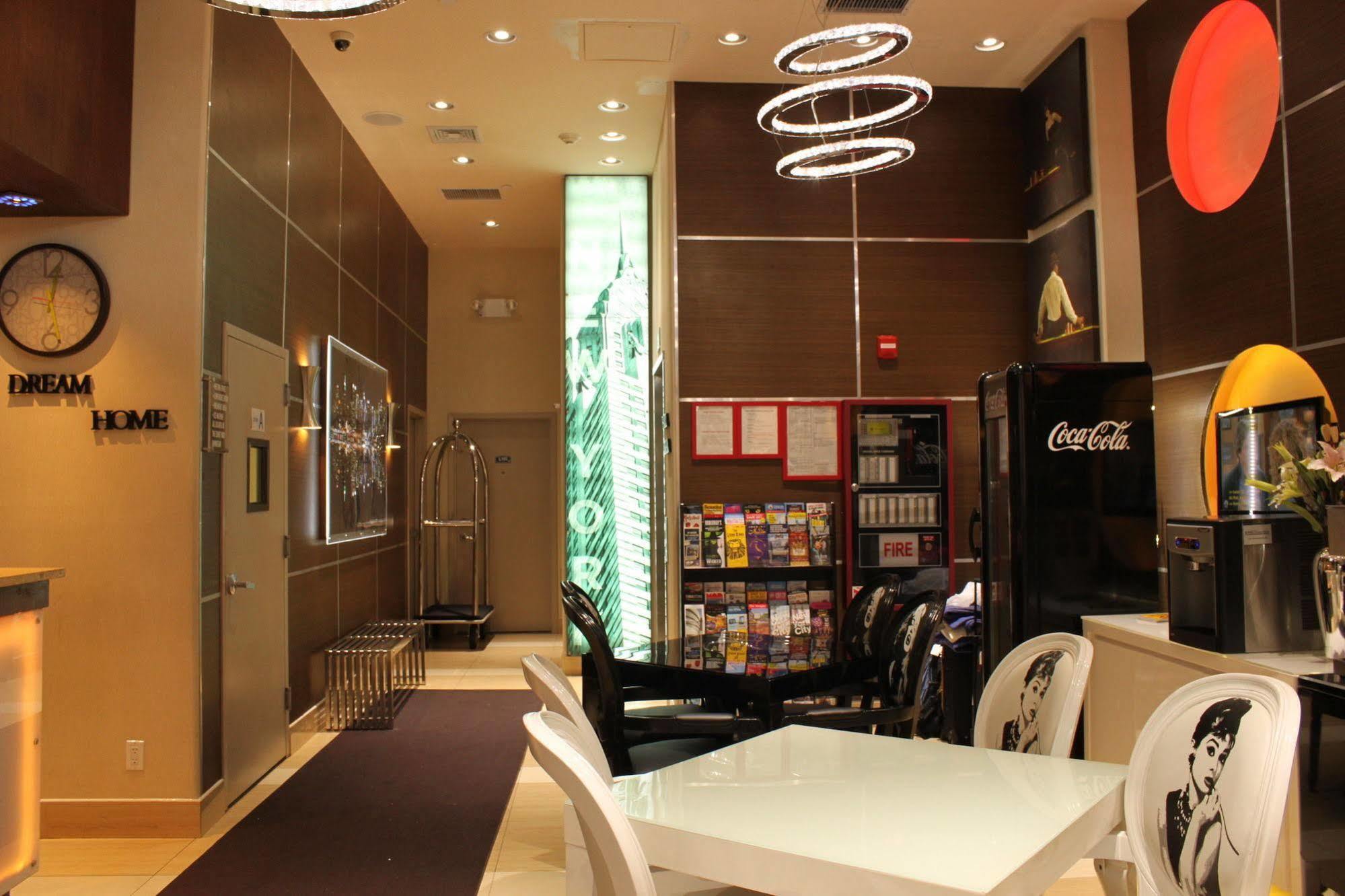 Hotel Richland Les Ню Йорк Екстериор снимка